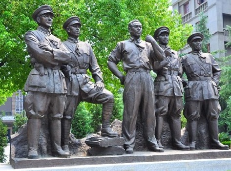 �T�~����